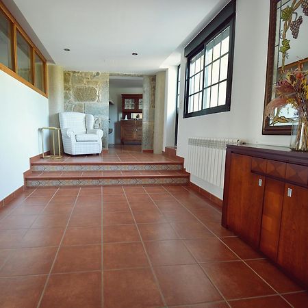 Galihost - Casa Con Enorme Jardin En Cambados Villa Exterior photo