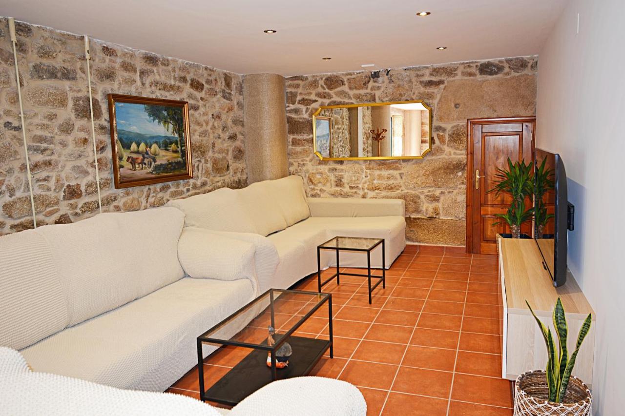Galihost - Casa Con Enorme Jardin En Cambados Villa Exterior photo